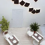 Bed & Breakfast Borgoleoni 18 - And Breakfast