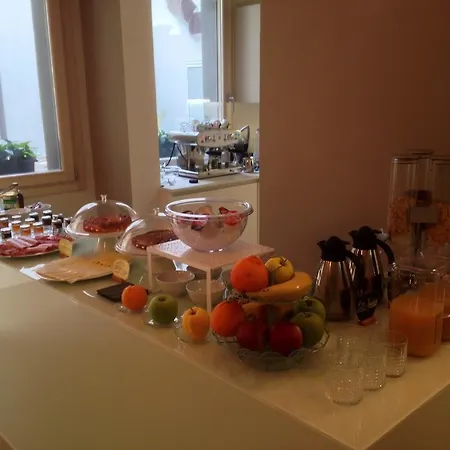 Bed & Breakfast Borgoleoni 18 - Room&breakfast 2*