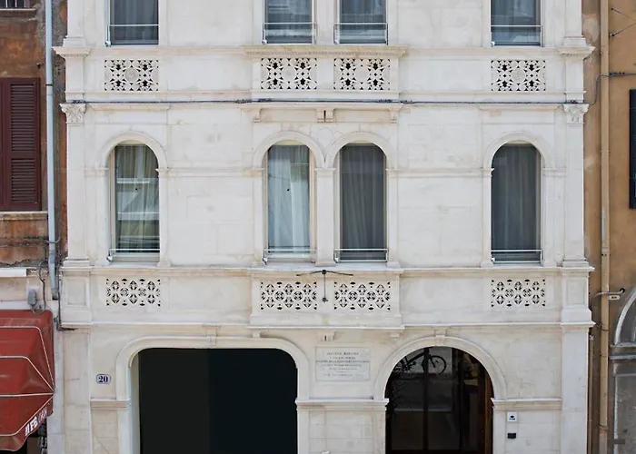 Borgoleoni 18 - And Breakfast Bed & Breakfast 2*